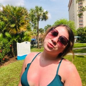 Meet your Posher, Maddy